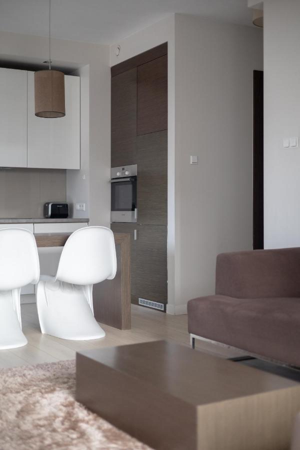 Grzybowska Platinum Apartment Tower A Varsó Kültér fotó